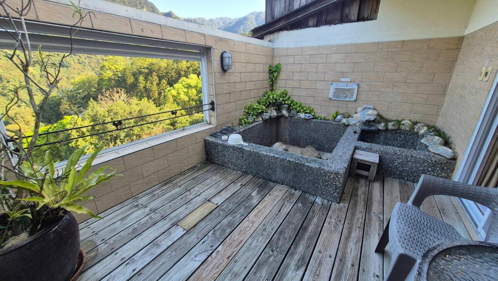 Mi Jing Garden Spring Resort Wulai Dış mekan fotoğraf